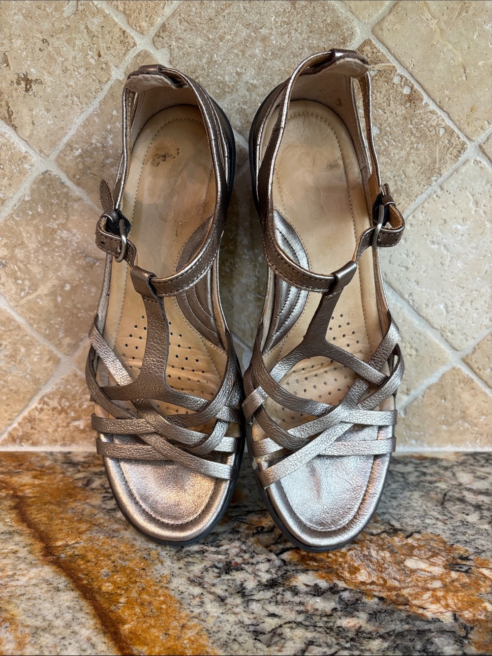 Ecco Leather T-STRAP SANDALS Wedge METALLIC Ankle Strap Sz 38